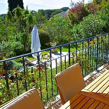 Ami - Raphael Comfortable Hotel Saint-Raphaël