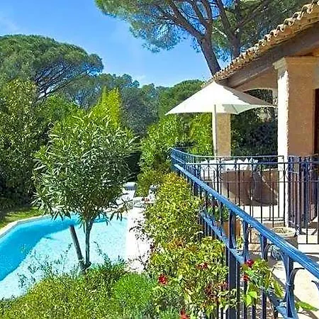 Hotel Ami - Raphael Comfortable 4*